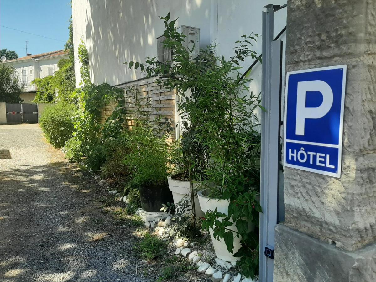 Quissac  Hotel La Tour Des Fees מראה חיצוני תמונה