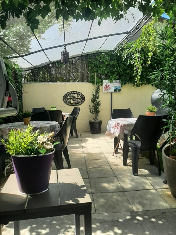 Quissac  Hotel La Tour Des Fees מראה חיצוני תמונה