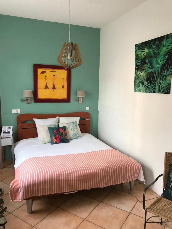 Quissac  Hotel La Tour Des Fees מראה חיצוני תמונה